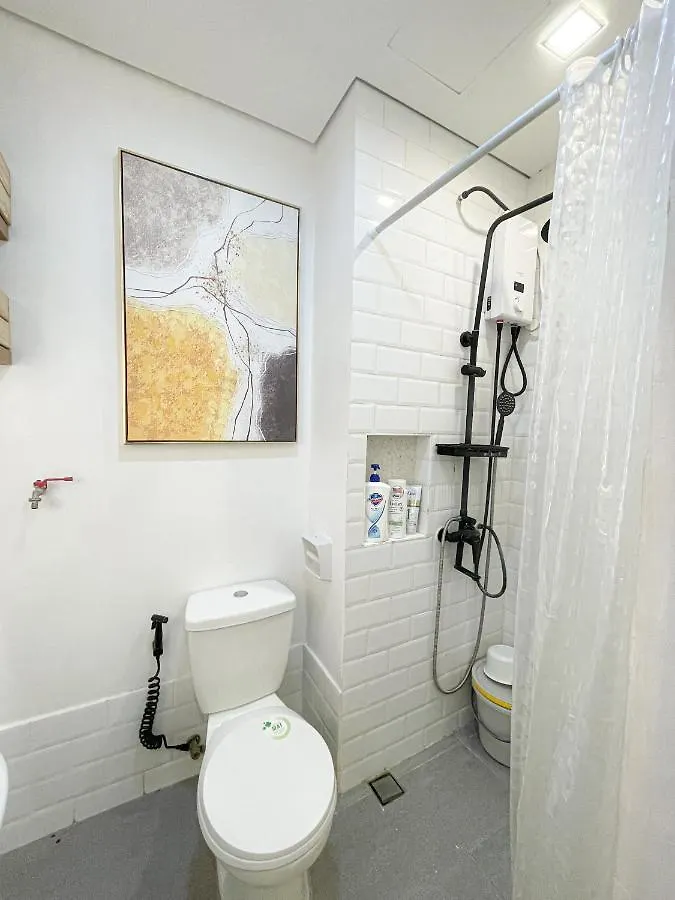 Spring Residences 1 Bedroom Deluxe Near Airport Manila